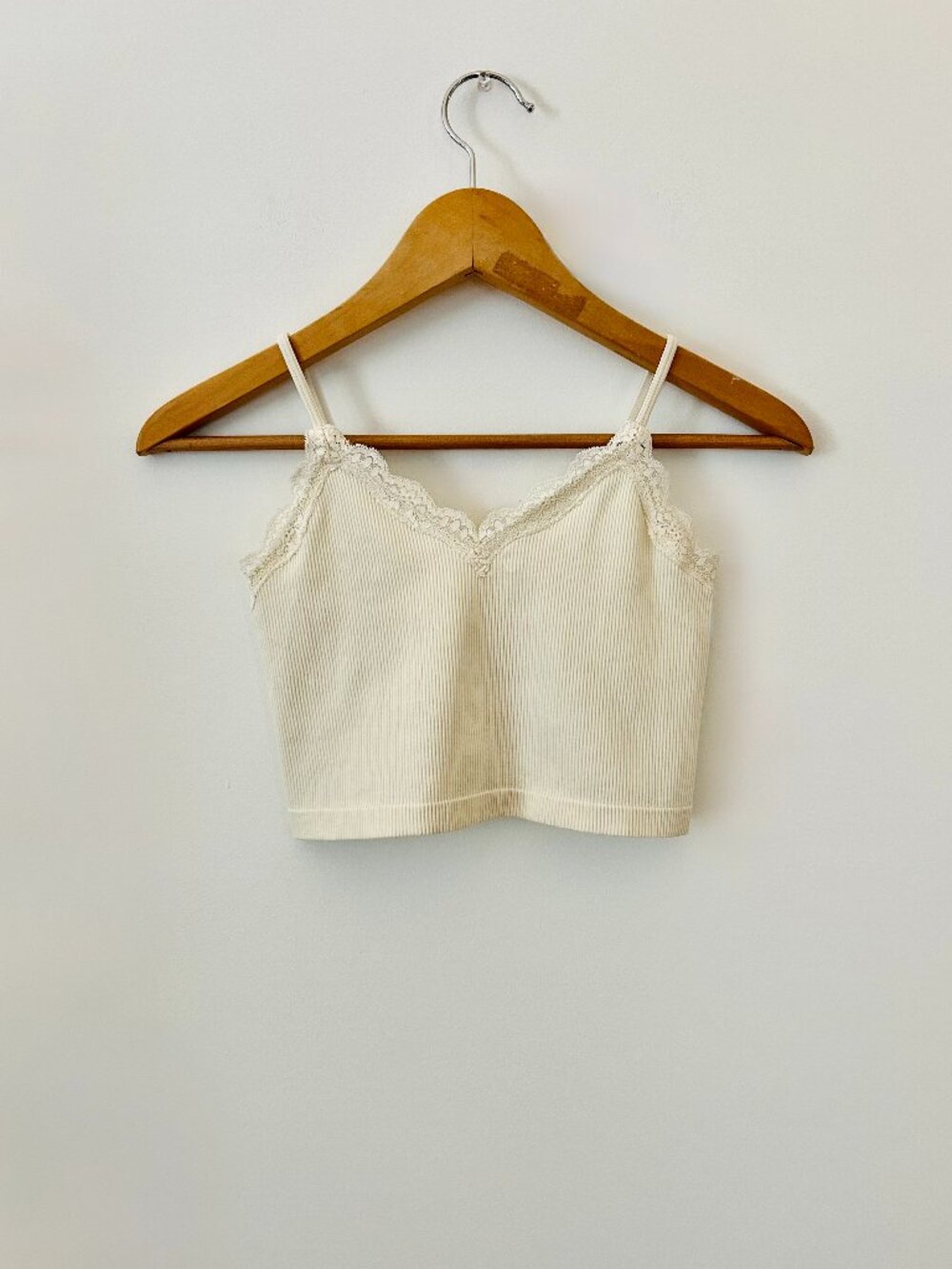 🌟Free With Purchase🌟 Target Wild Fable Cropped Lace Cami in Cream, Size Small